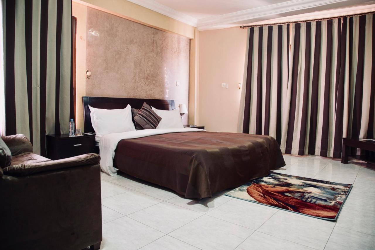 Hotel Iman Nouakchott Dış mekan fotoğraf